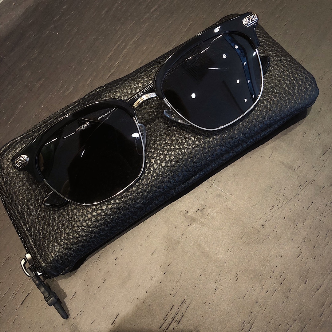 Eyeglass Frames