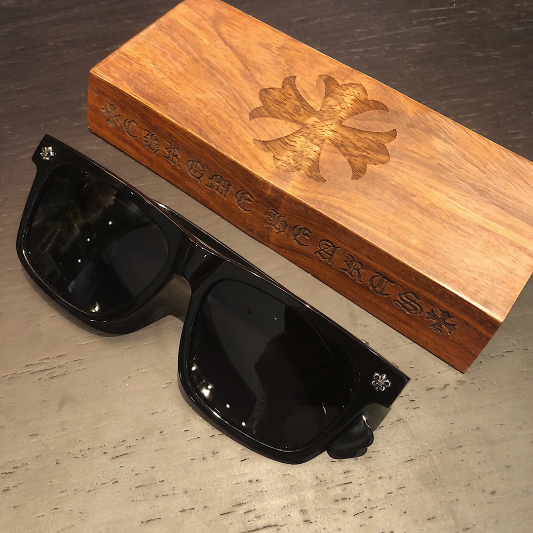 Eyeglass Frames