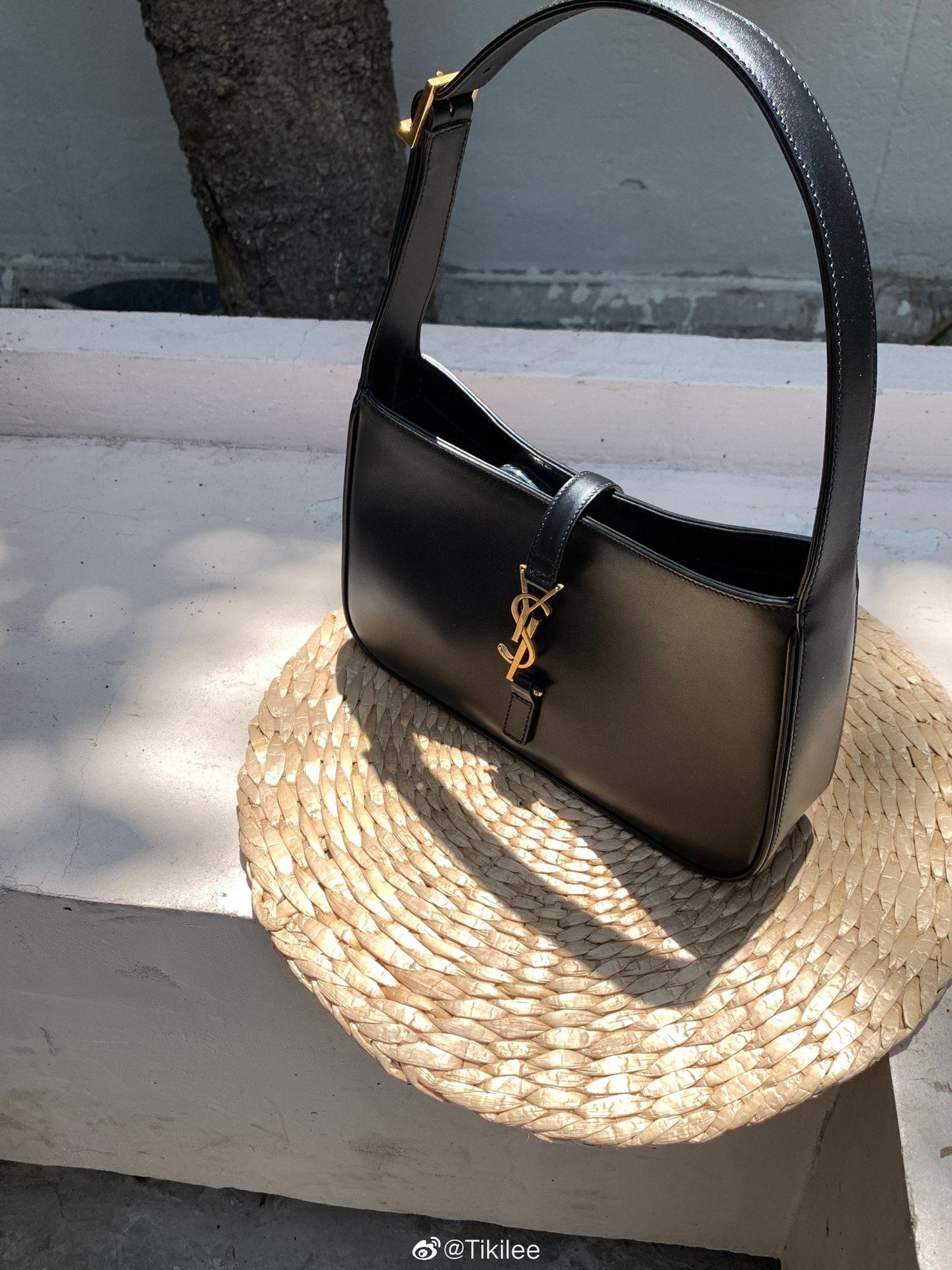 Saint laurent Ysl LE 5 À 7 平纹腋下包 657228黑色