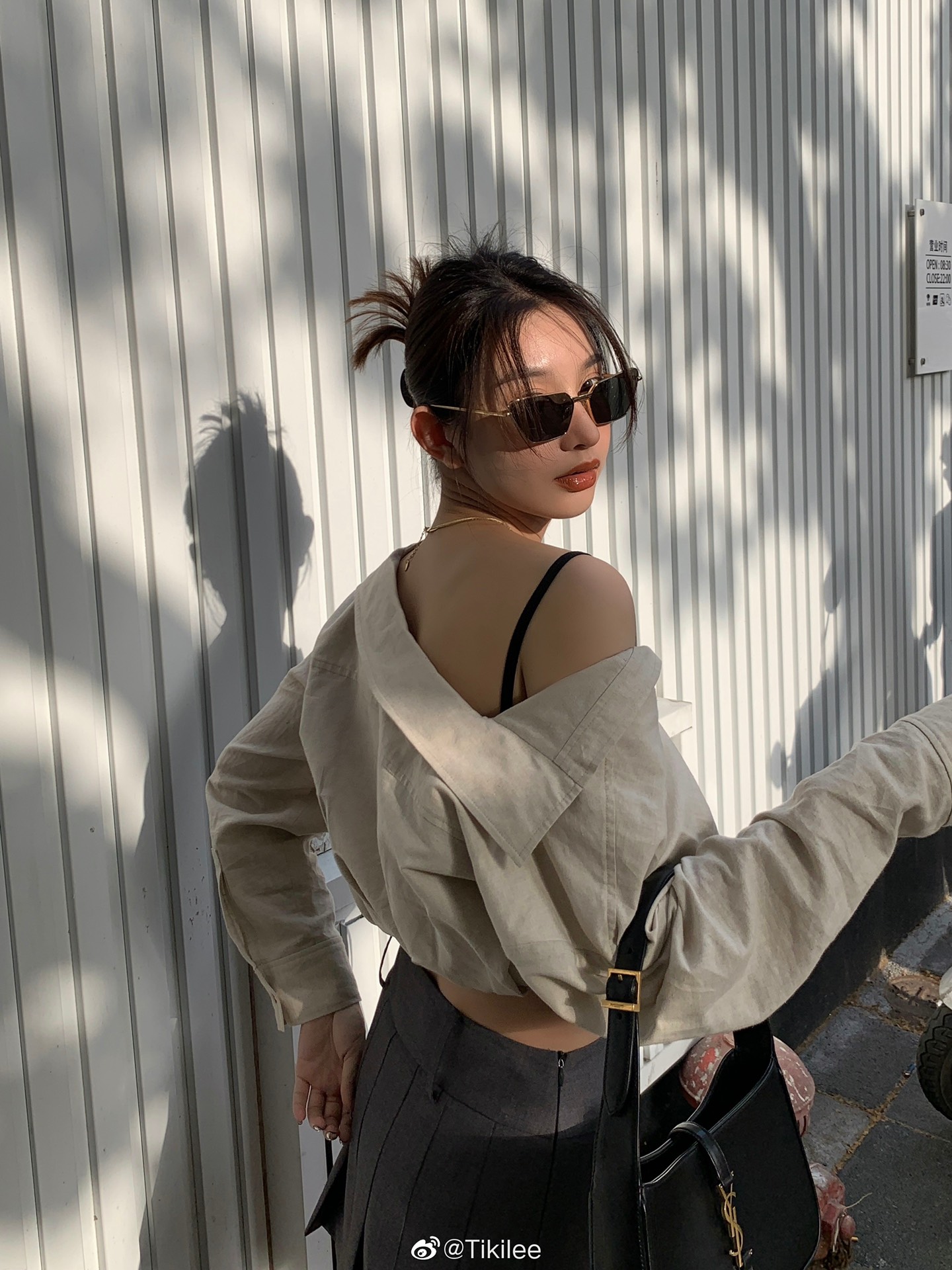 Saint laurent Ysl LE 5 À 7 平纹腋下包 657228黑色