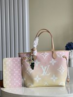 Louis Vuitton LV Neverfull Tote Bags Wholesale Replica
 Light Pink Canvas Summer Collection M45680