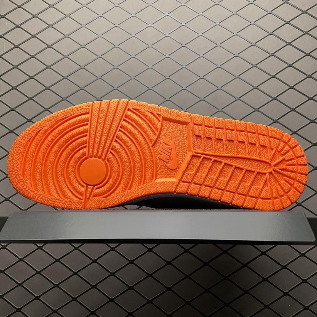 300 Air Jordan 1 AJ1乔1 文化篮球鞋 555088-180-莆田鞋,莆田鞋货源,高仿鞋,高仿鞋货源,安福档口,莆田高仿鞋,莆田鞋批发,高仿鞋批发,莆田高仿运动鞋,高仿运动鞋,莆田运动鞋 300 Air Jordan 1 AJ1乔1 文化篮球鞋 555088-180