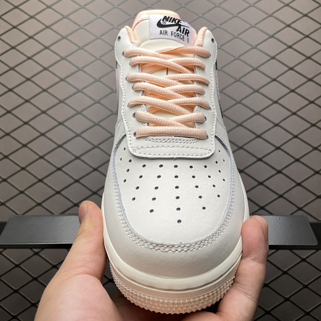 200 NIKE Air Force 1 空军一号低帮运动休闲板鞋 CQ5059-106