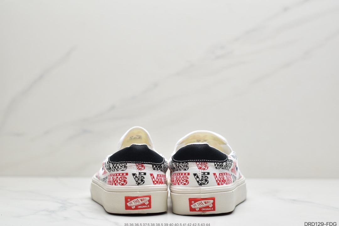 110  Vans 万斯 Classic Slip-On 百搭经典板鞋懒人一脚蹬硫化休闲板鞋