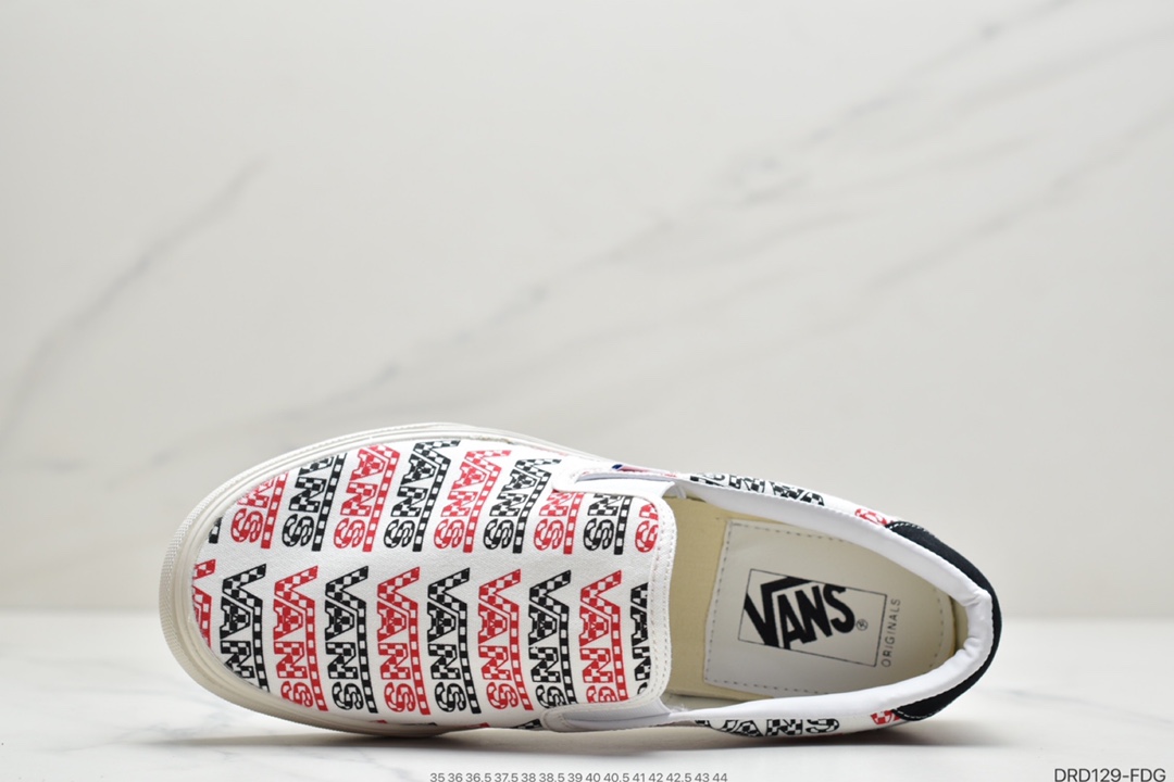 110  Vans 万斯 Classic Slip-On 百搭经典板鞋懒人一脚蹬硫化休闲板鞋