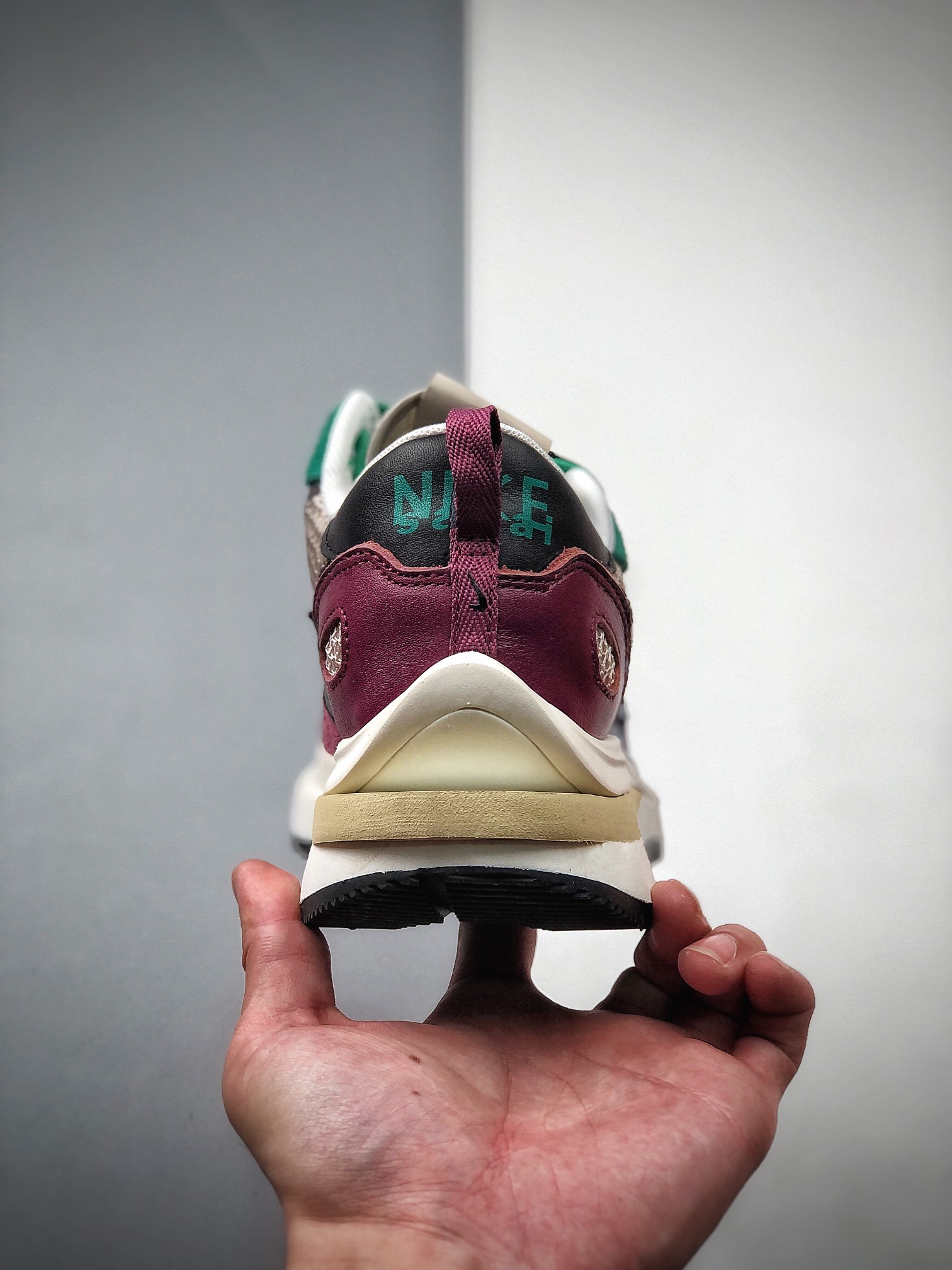 320 Sacai x Nike VaporWaffle 用料绝不含糊 工艺方面原楦调教 口碑收割 DD3035-200-莆田鞋,莆田鞋货源,高仿鞋,高仿鞋货源,安福档口,莆田高仿鞋,莆田鞋批发,高仿鞋批发,莆田高仿运动鞋,高仿运动鞋,莆田运动鞋 320 Sacai x Nike VaporWaffle 用料绝不含糊 工艺方面原楦调教 口碑收割 DD3035-200