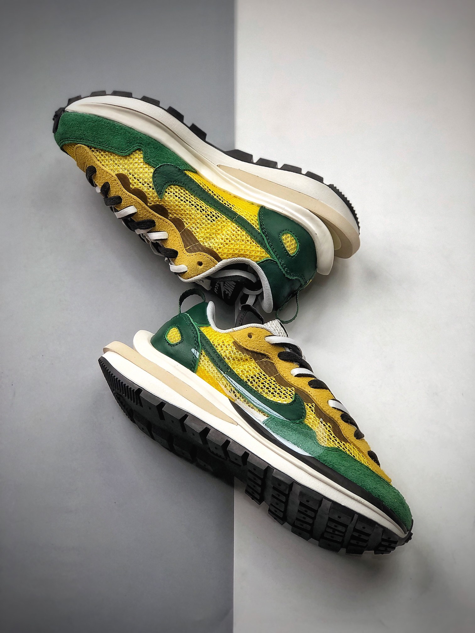 320 Sacai x Nike VaporWaffle 用料绝不含糊 CV1363-700-莆田鞋,莆田鞋货源,高仿鞋,高仿鞋货源,安福档口,莆田高仿鞋,莆田鞋批发,高仿鞋批发,莆田高仿运动鞋,高仿运动鞋,莆田运动鞋 320 Sacai x Nike VaporWaffle 用料绝不含糊 CV1363-700