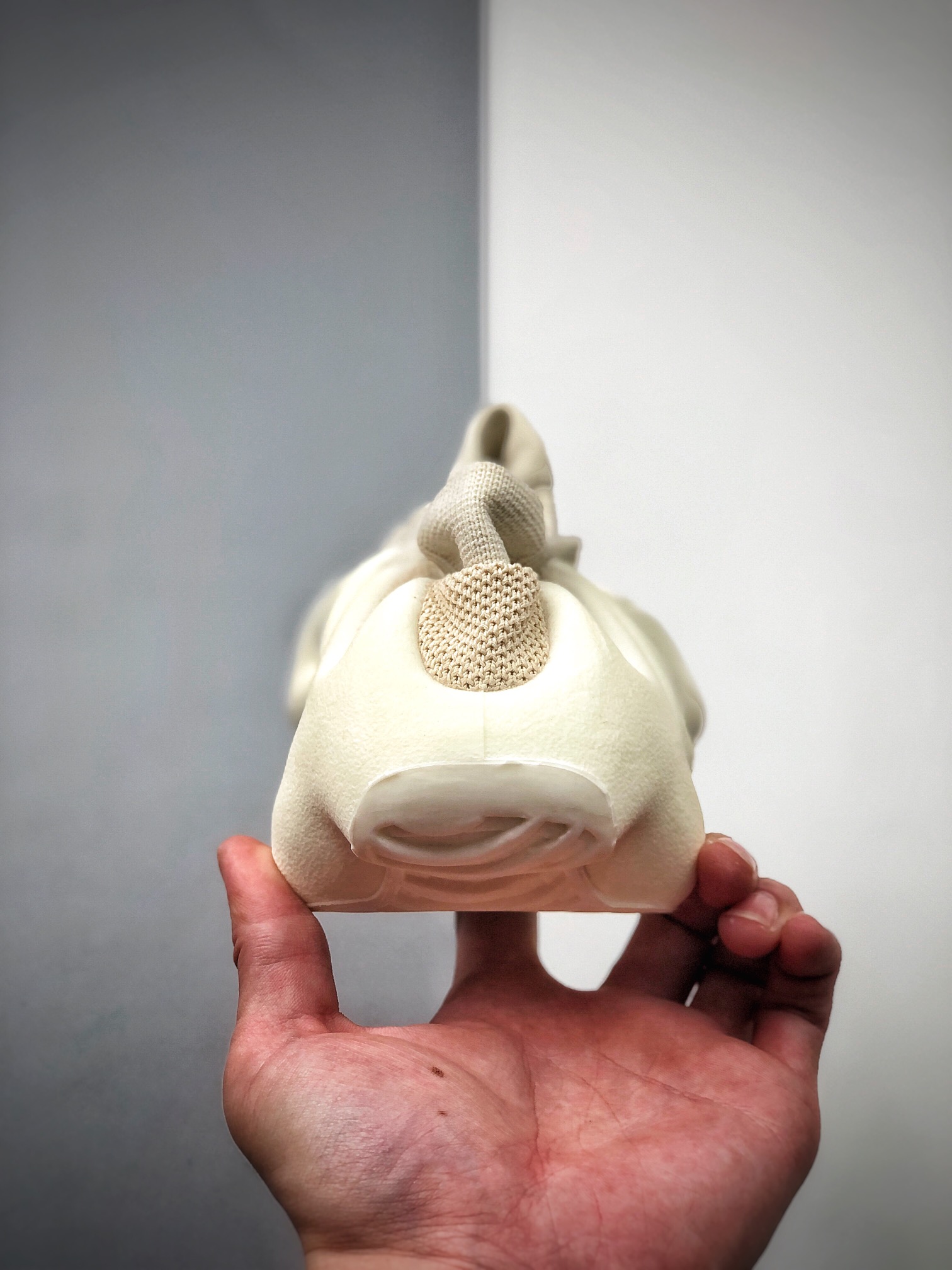 500 顶级纯原 侃爷上脚的火山鞋来了 联乘侃爷Kanye West x Adidas Yeezy 450”Cloud White”八爪袜套式轻便针织透气休闲运动慢跑鞋“灰白火山小笼包”H68038