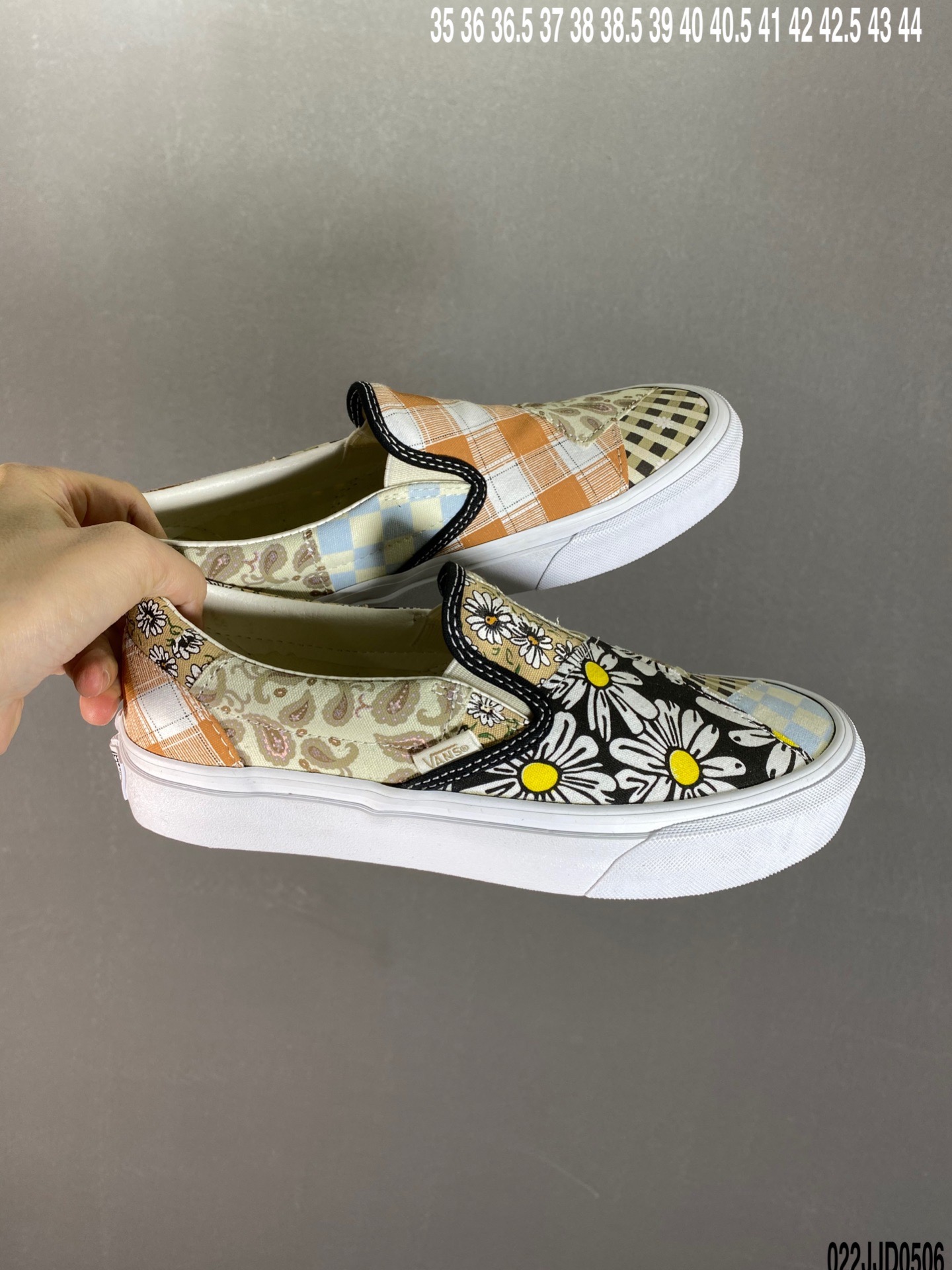 130 Vans 万斯 Classic Slip-On 小花 百搭经典板鞋懒人 硫化休闲板鞋