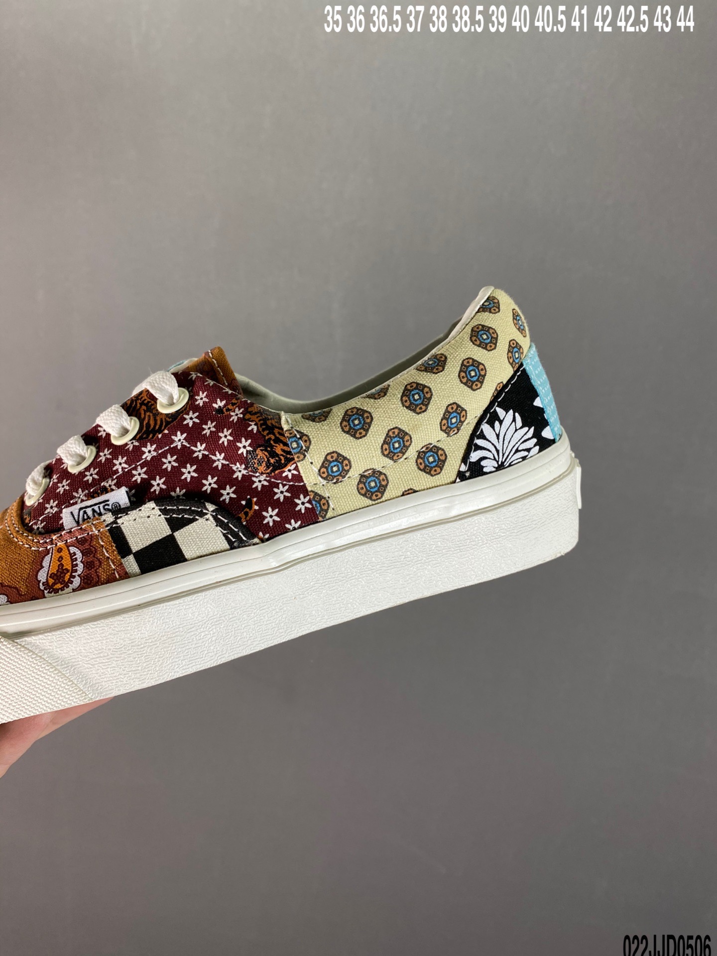 130 Vans 万斯 Classic Slip-On 小花 百搭经典板鞋懒人 硫化休闲板鞋