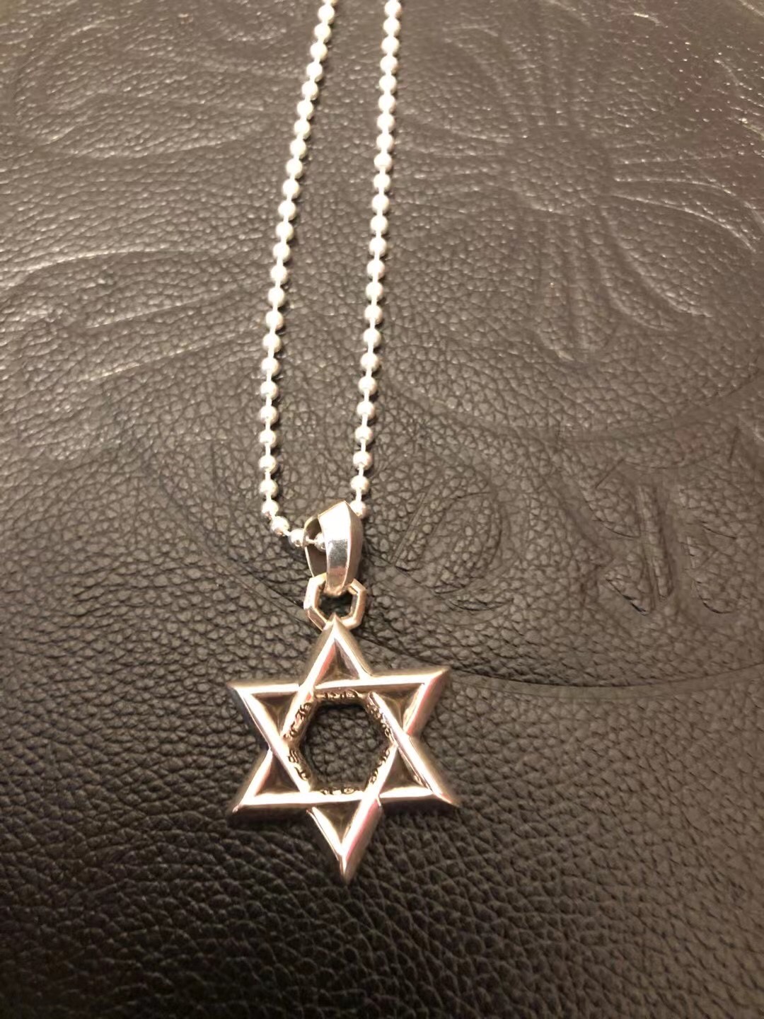 Chrome Hearts 𝗖𝗵𝗿𝗼𝗺𝗲 𝗛𝗲𝗮𝗿𝘁𝘀 克罗心 六芒星情侣项链