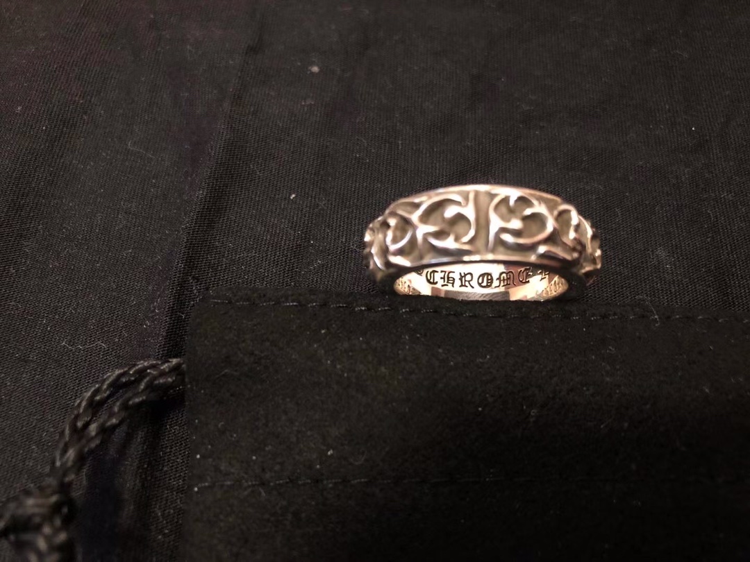 Chrome Hearts 𝐂𝐡𝐫𝐨𝐦𝐞 𝐡𝐞𝐚𝐫𝐭𝐬克罗心 永蔓之腾戒指