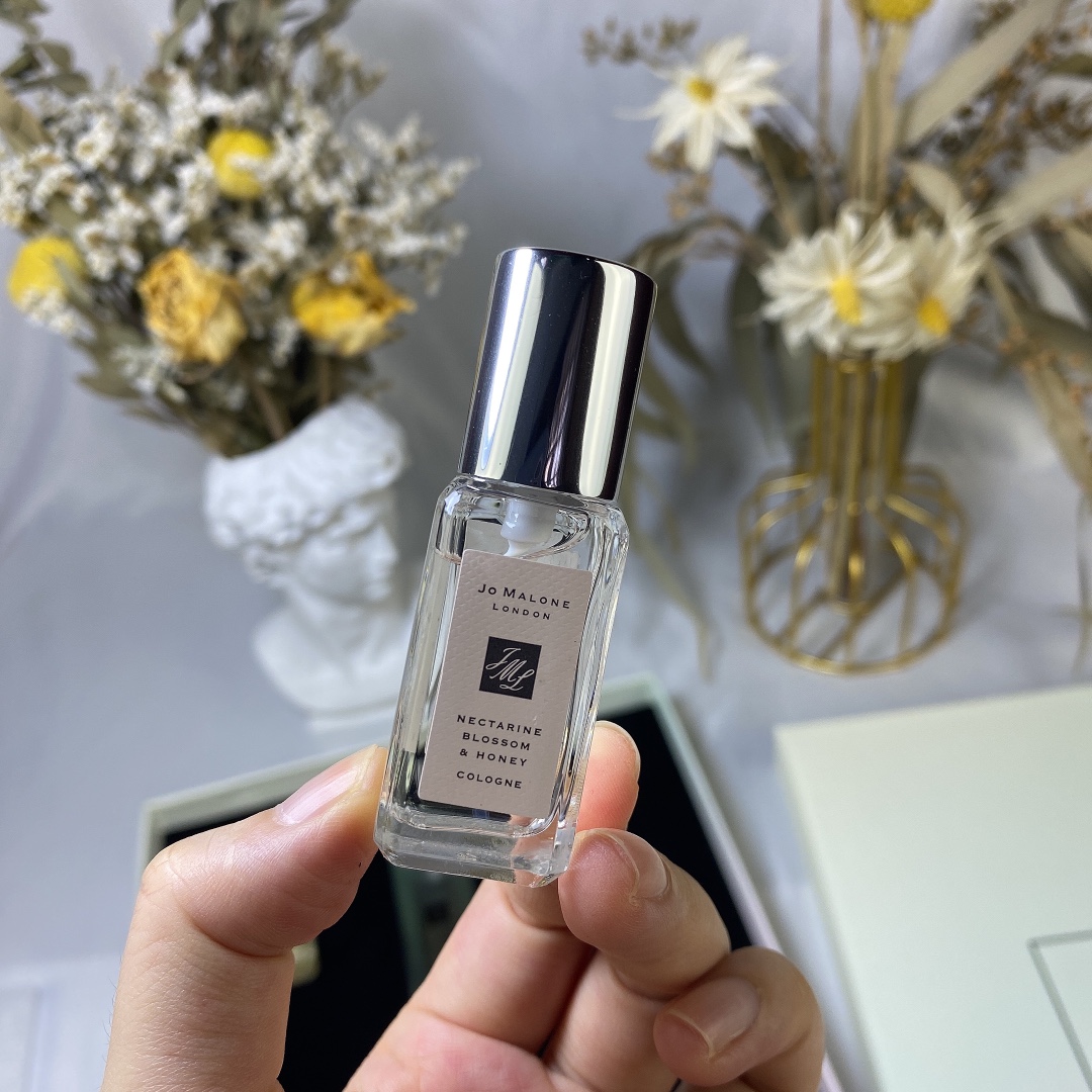 Jo Malone London Miniature Fragrance Set - 8-Piece Collection 7 i1620286564 6215 6