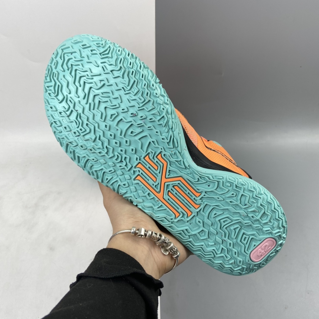 P220 Nike Kyrie 7 Pre Heat Ep 欧文7代 室内休闲运动中帮篮球鞋 DD1446-800