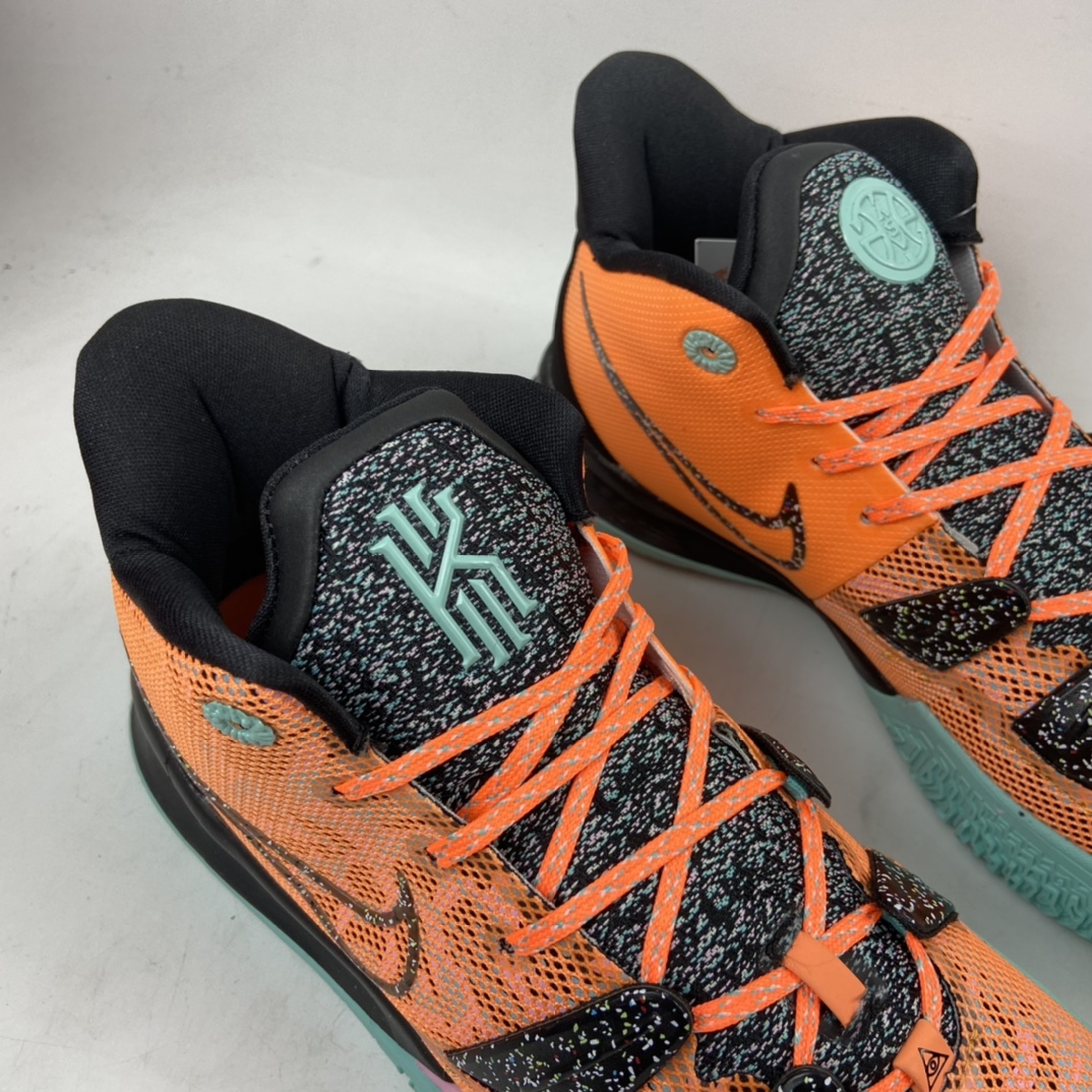 P220 Nike Kyrie 7 Pre Heat Ep 欧文7代 室内休闲运动中帮篮球鞋 DD1446-800