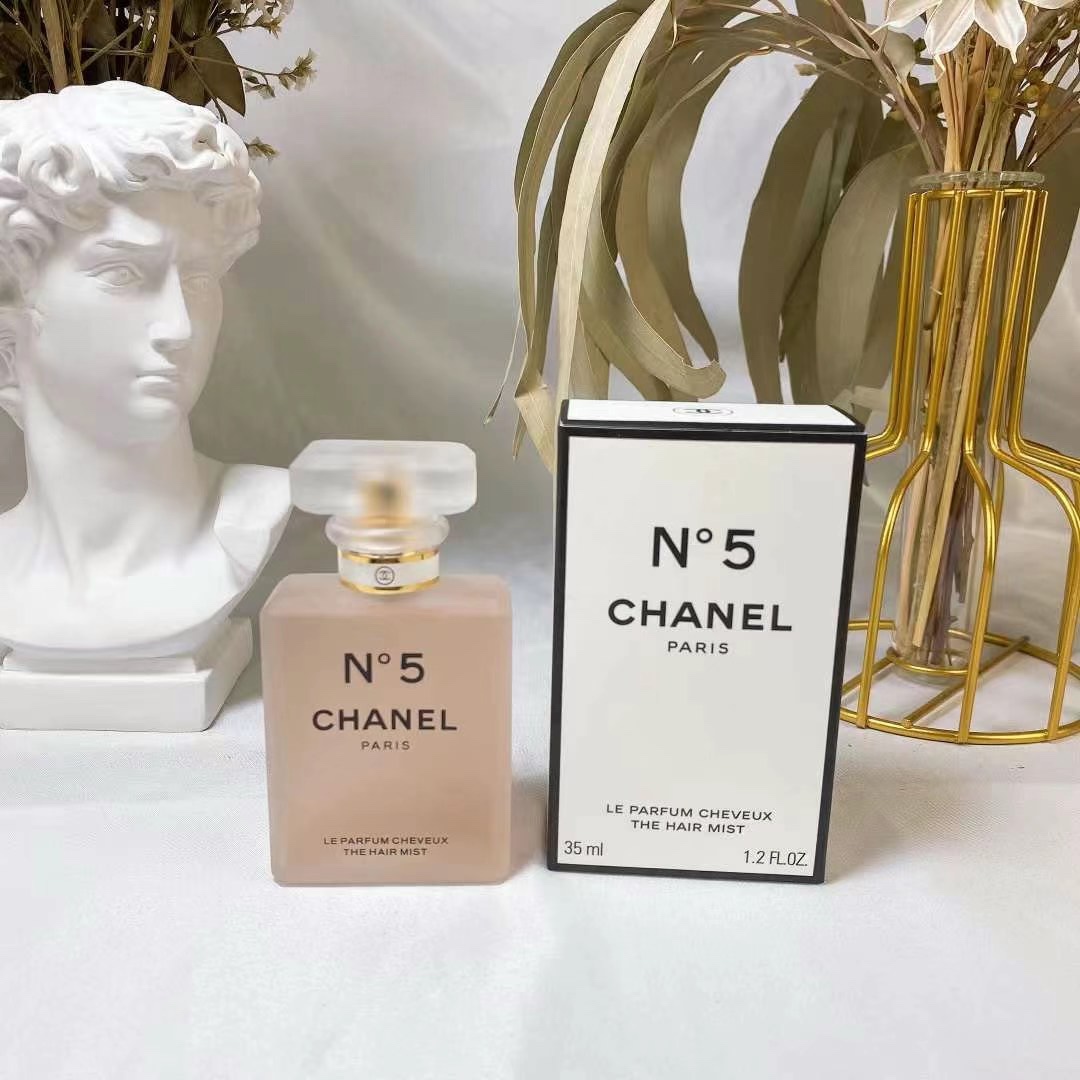 45. Spray para cabello Chanel N°5 35ml 🔜 calidad 1:1❗✔️Nuevo spray de fragancia para cabello Chanel N°5, este spray de…