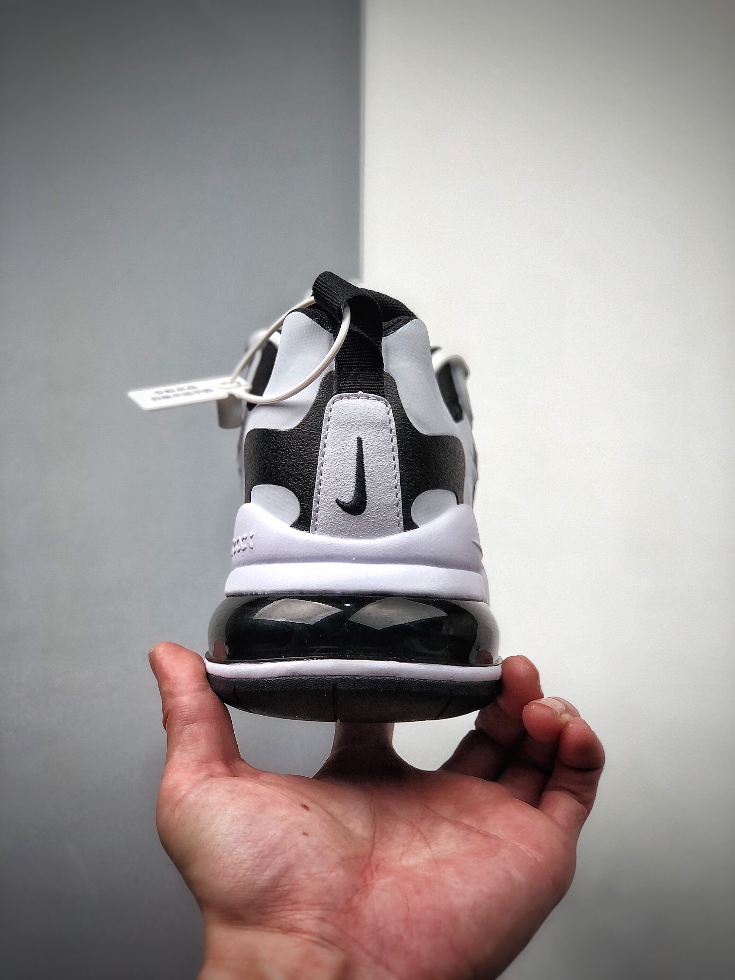 220   Nike Air Max 270 React 半小掌气垫跑鞋 CT1646-100