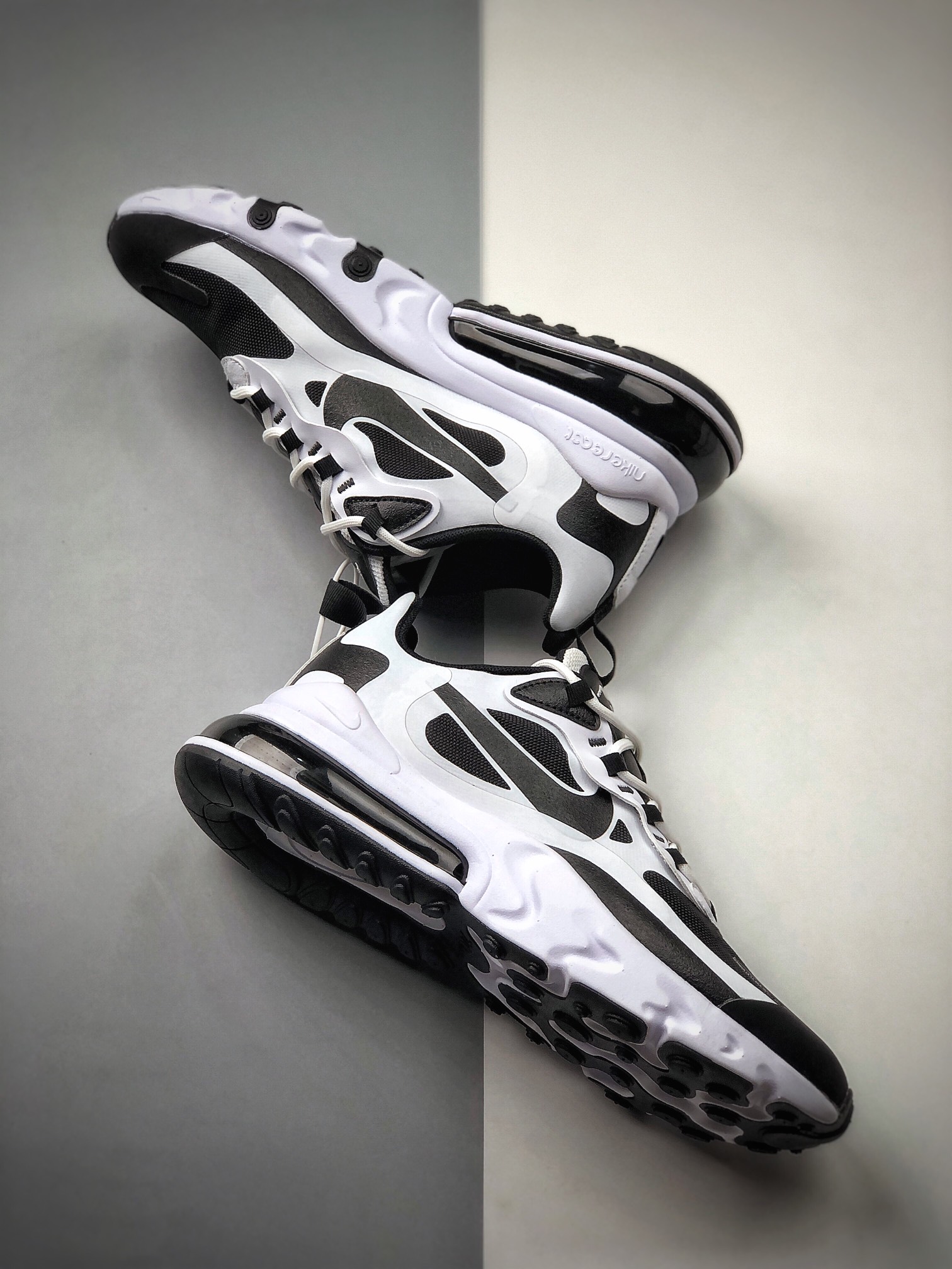 220   Nike Air Max 270 React 半小掌气垫跑鞋 CT1646-100