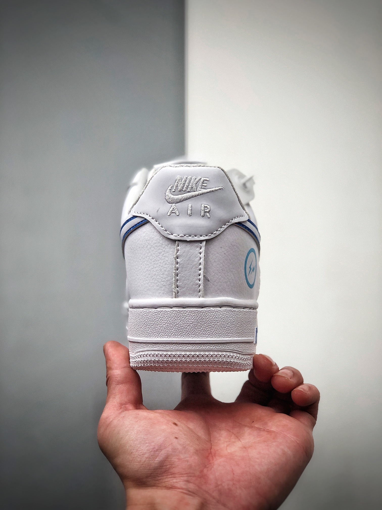 220 Fragment Design x Nike Air Force 1 Low 藤原浩 闪电联名 DA3585-100-莆田鞋,莆田鞋货源,高仿鞋,高仿鞋货源,安福档口,莆田高仿鞋,莆田鞋批发,高仿鞋批发,莆田高仿运动鞋,高仿运动鞋,莆田运动鞋 220 Fragment Design x Nike Air Force 1 Low 藤原浩 闪电联名 DA3585-100