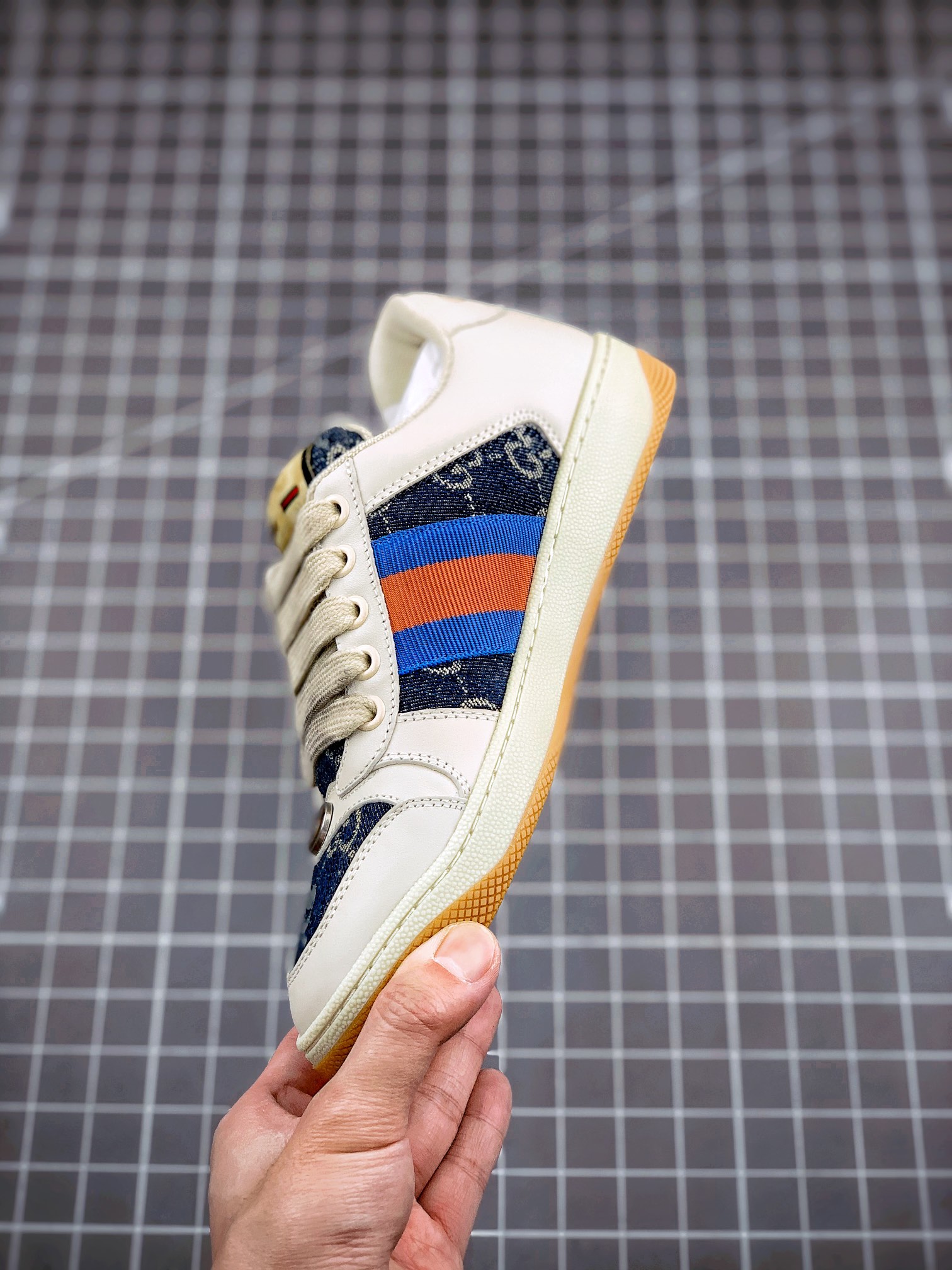 550 Gucci Distressed Screener sneaker古驰小脏鞋系列