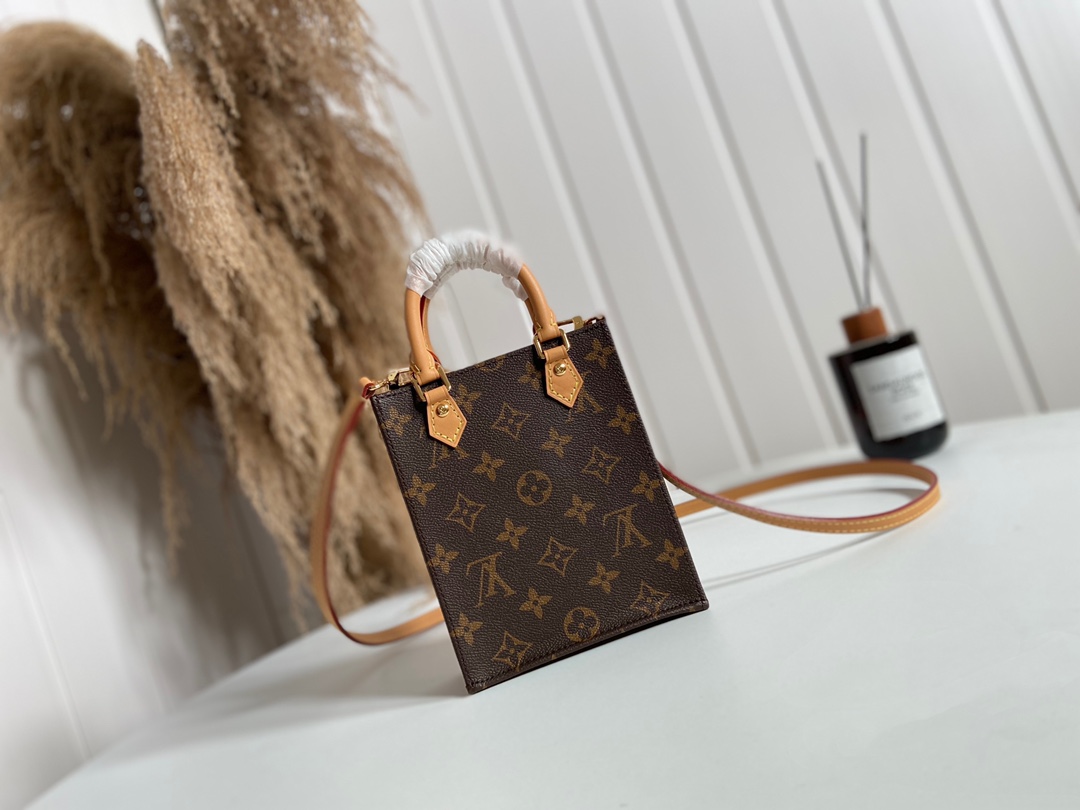 Louis Vuitton LV Sac Plat Bags Handbags Monogram Canvas M69442