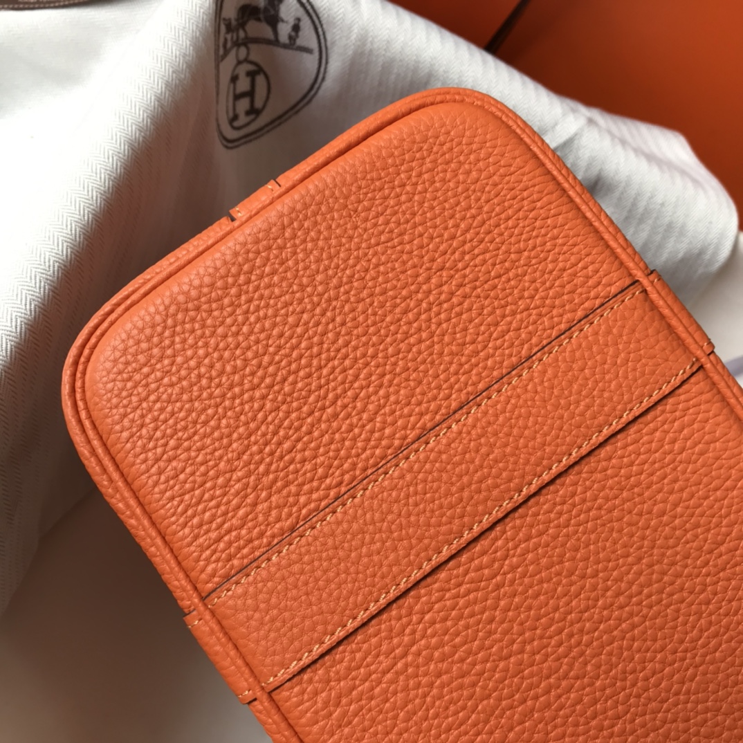 Hermès Garden Party 30 Orange Leather Tote Bag - Everyday Essential 5 i1620372236 2469 4