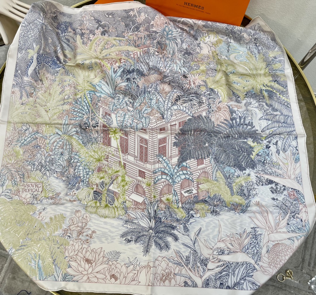 Hermes爱马仕100%真丝手工卷边围巾