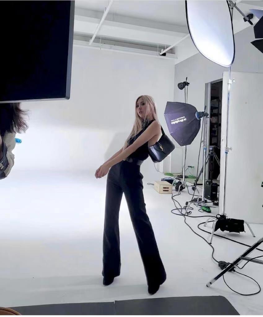 Saint laurent Ysl LE 5 À 7 平纹腋下包 657228黑色