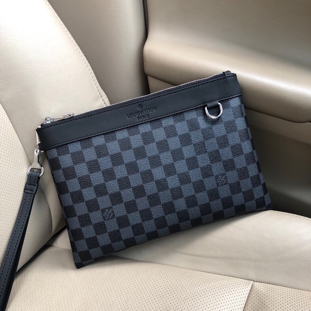 Authenticated Chanel Small Quilted Lambskin Ribbon Flap Black