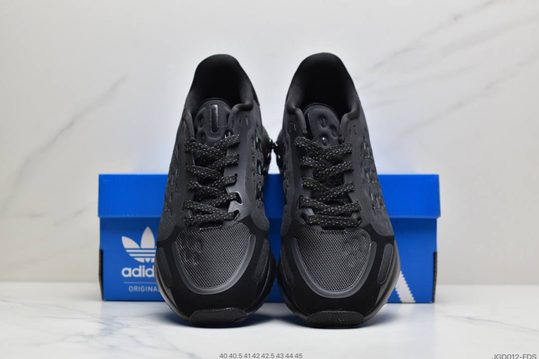 180 阿迪达斯Adidas LA Trainer III S 三条纹限量款男女跑步鞋推出了这款 LA Trainer 复古慢跑鞋 38322