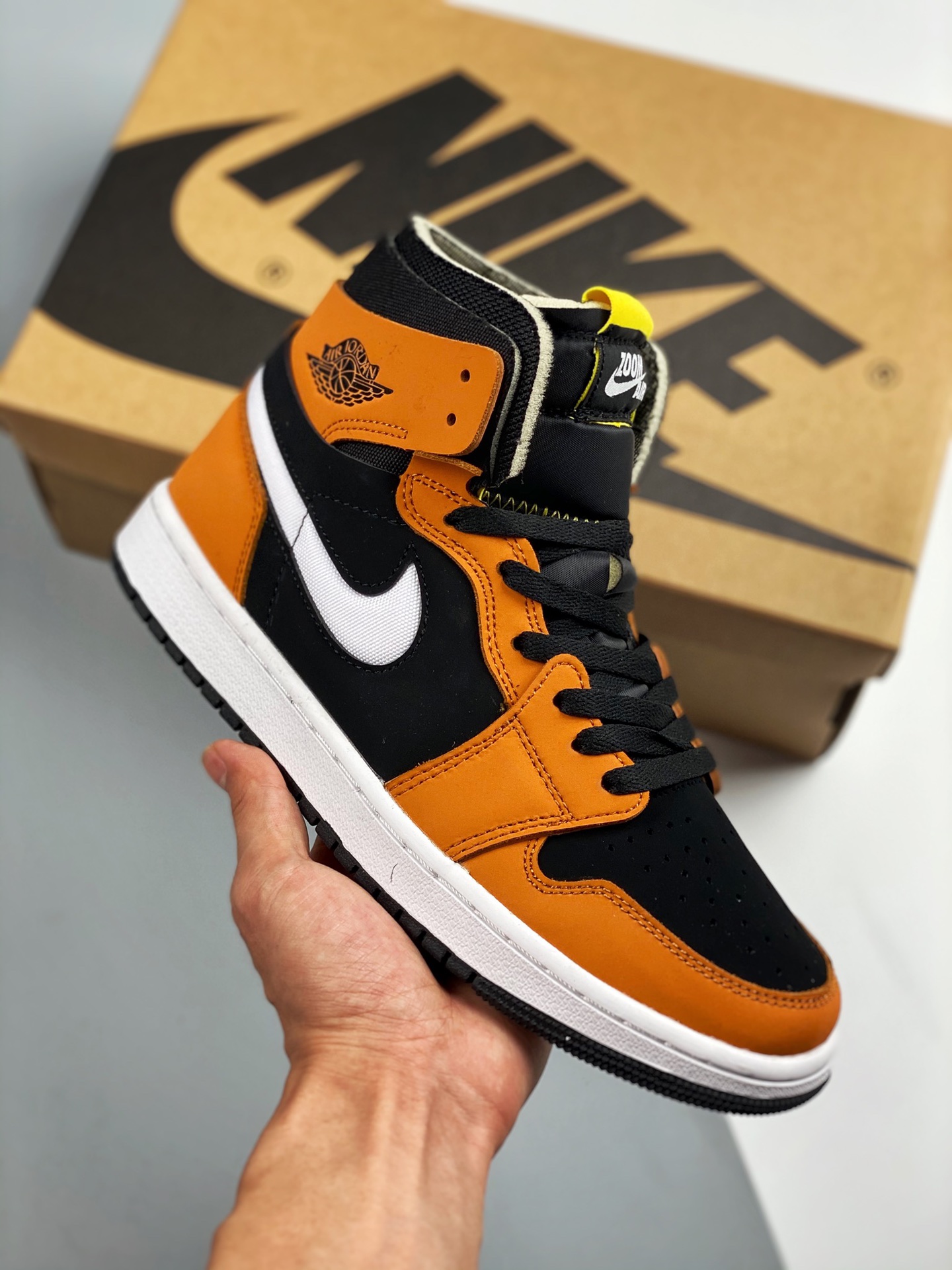 Nivel Puramente Original de Gran Fábrica Primer Lanzamiento con Fotos Reales 💥 Air Jordan 1 Zoom "Monarch Orange" Negr…