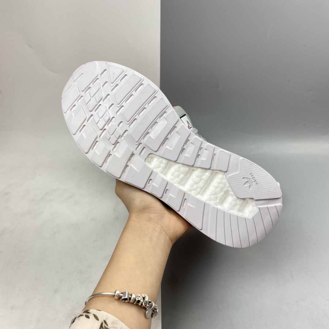 P220 Ad ZX 2K Boost 网纱针织呼吸面套脚休闲运动慢跑鞋 FY5695