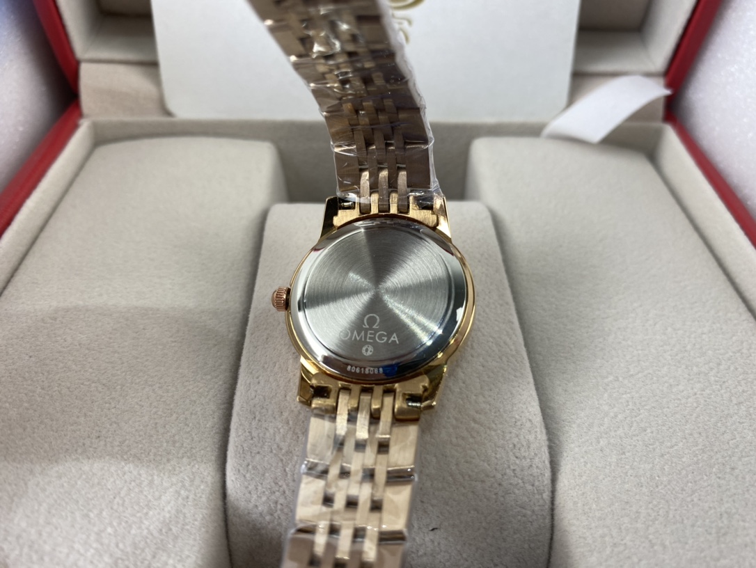 Omega 皇家 欧米茄蝶飞女表