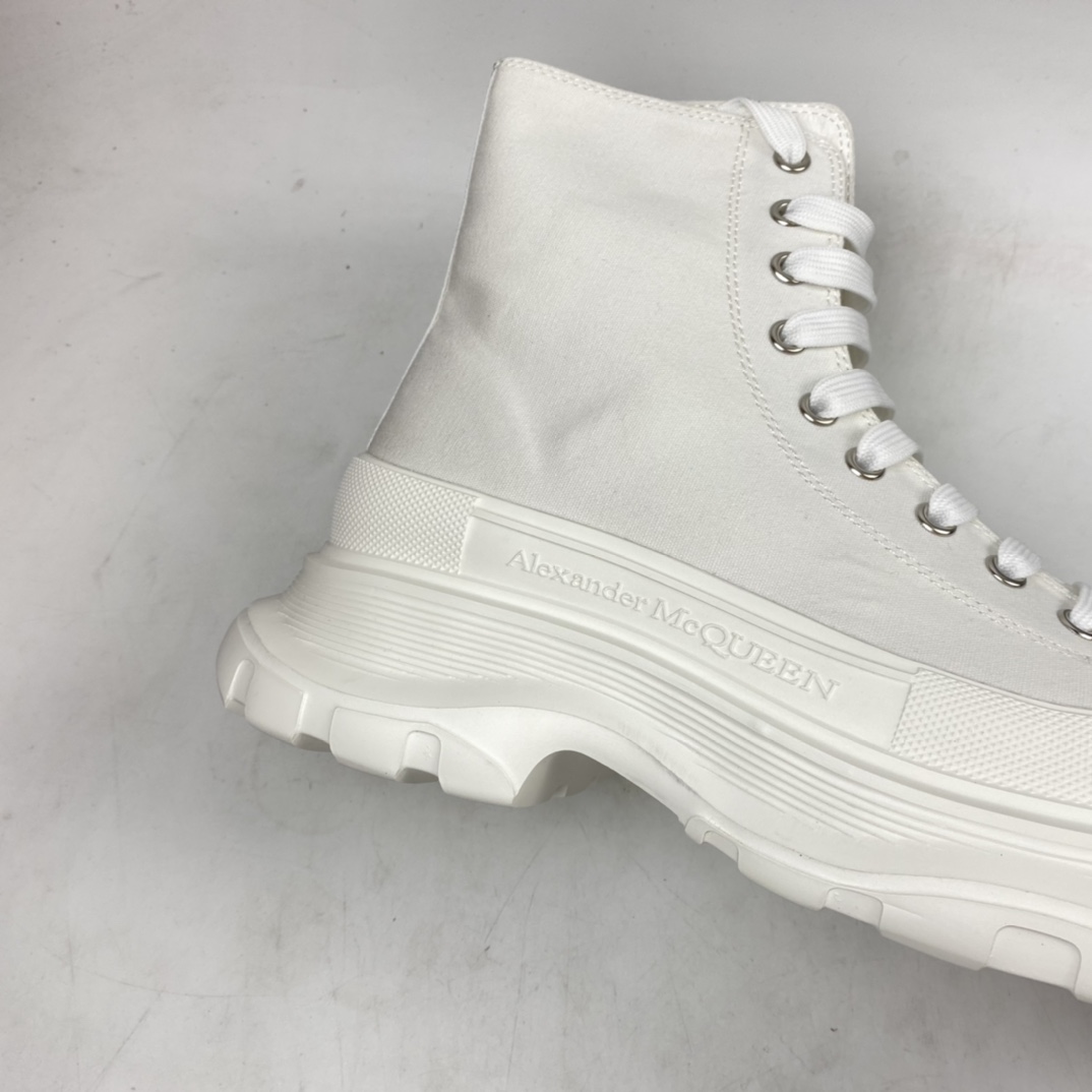 P260 意大利高奢品牌亚历山大·麦昆Alexander McQueen sneakers高帮时装厚底休闲运动鞋