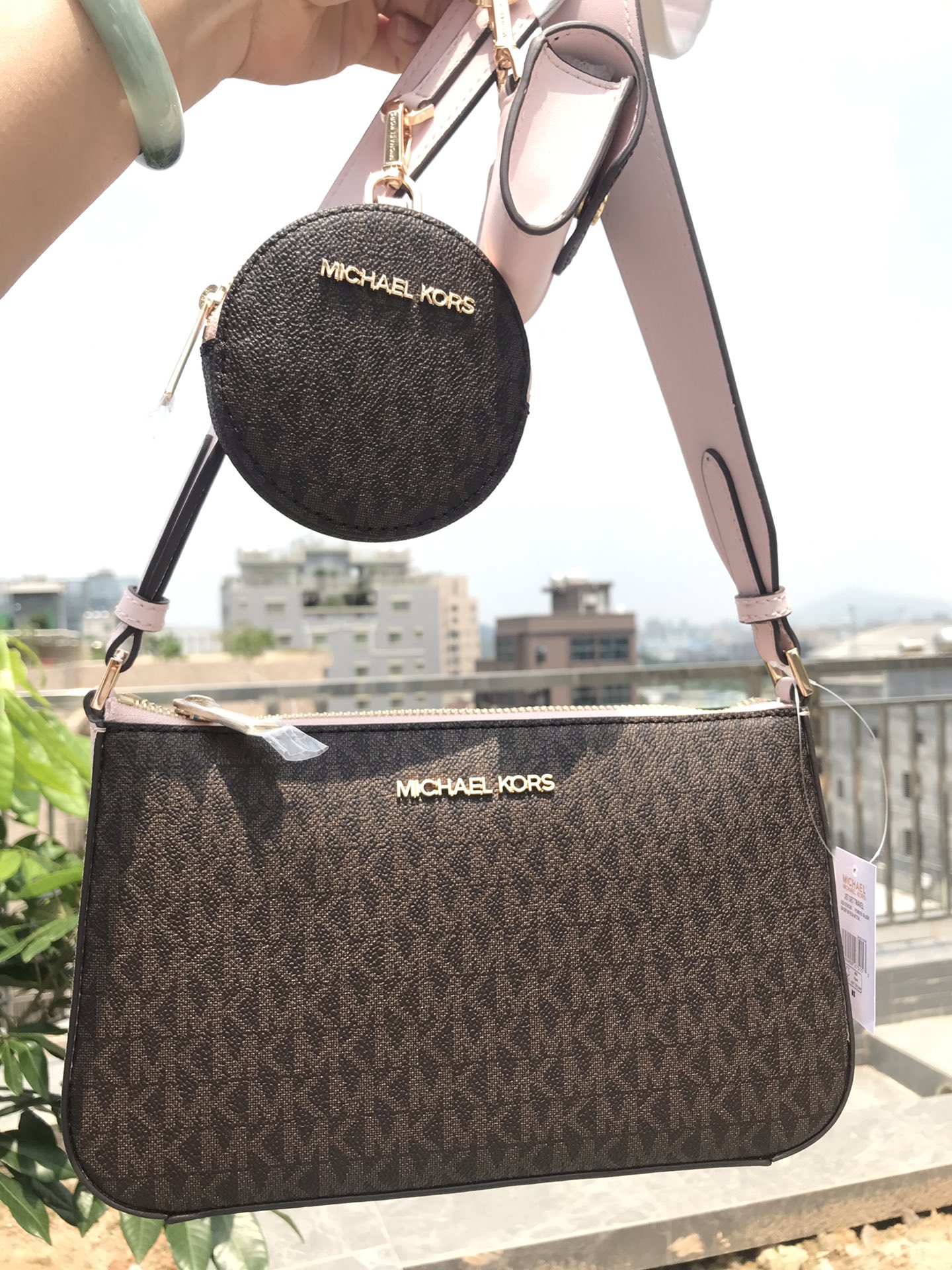 Michael Kors mk2023新款Jet Set三合一老花麻将包宽肩带斜挎包 单独2个小挂包 圆形零钱包