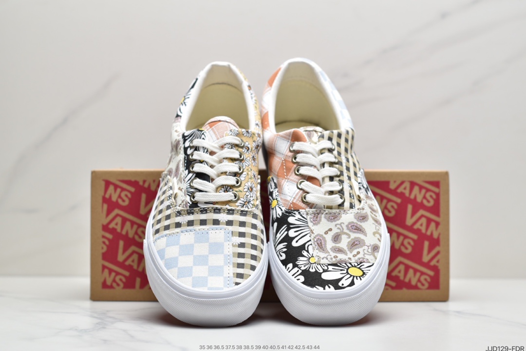 130 万斯Vans Era 万斯低帮帆布鞋卡通系列 Classic Slip-ON