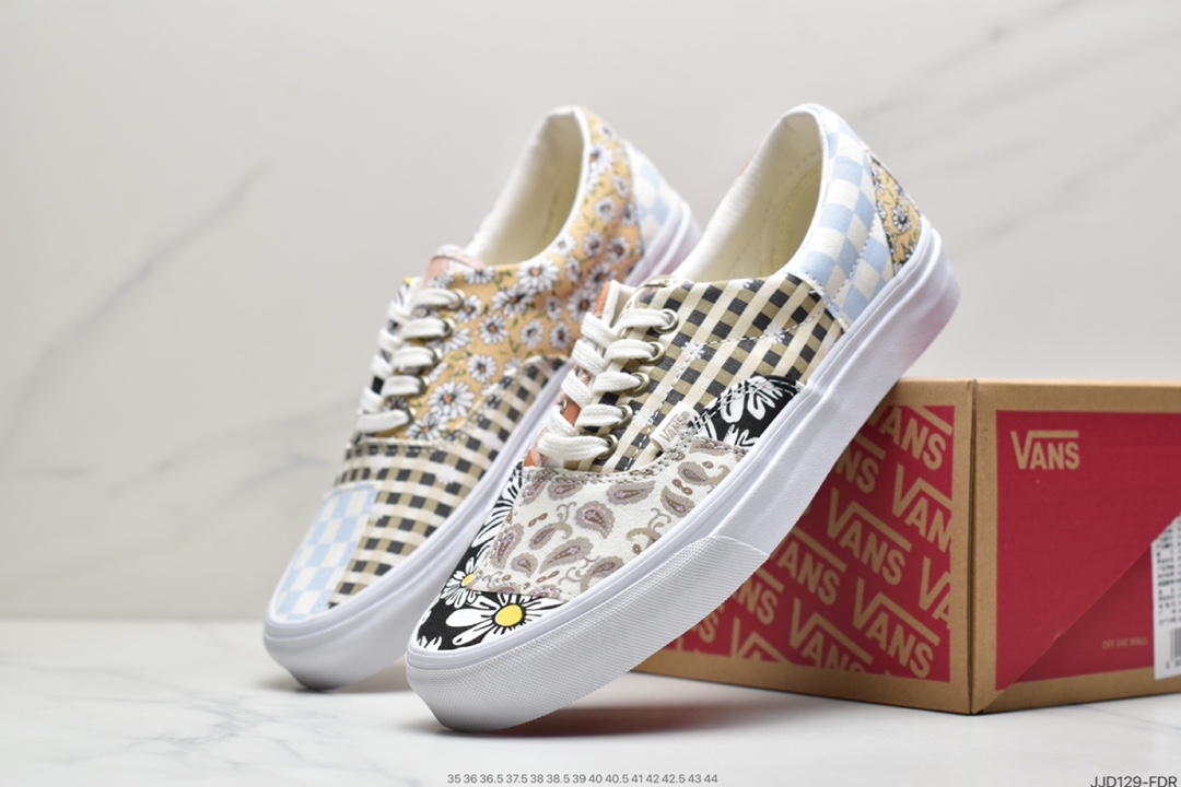 130 万斯Vans Era 万斯低帮帆布鞋卡通系列 Classic Slip-ON