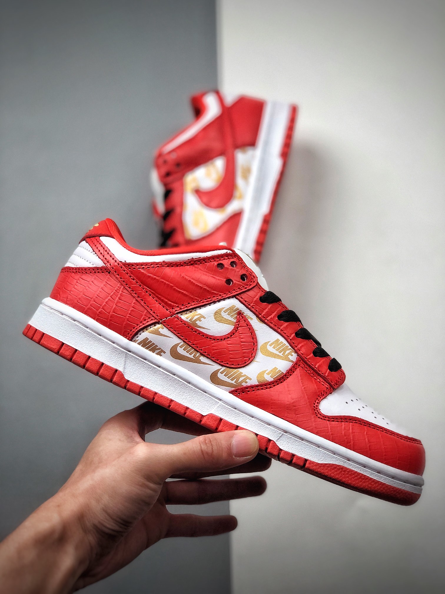 380  纯原版本 耐克 SB 白红 Supreme x Nike SB DuNIKE Low  DH3228-161