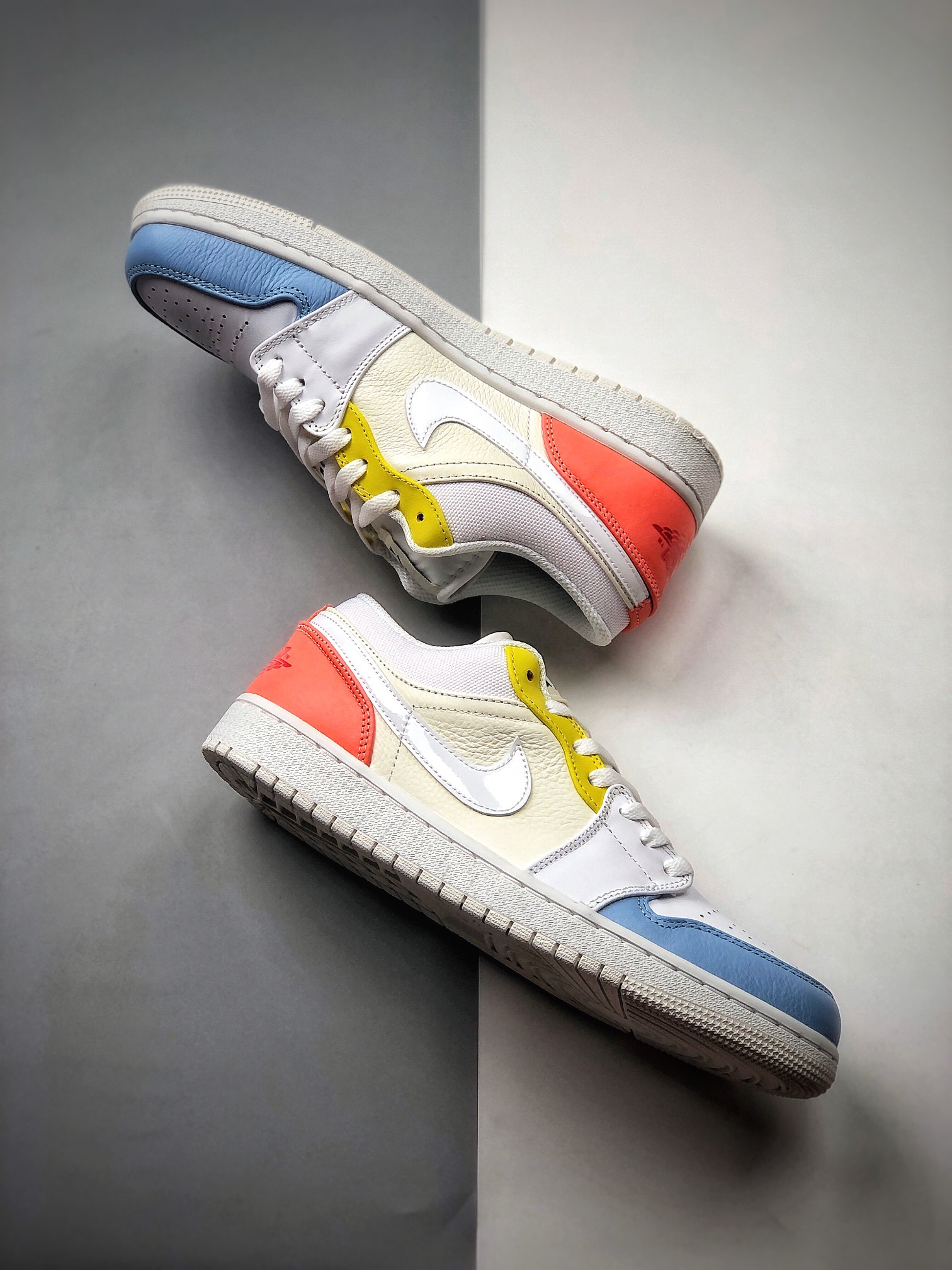 200  Air Jordan 1 Low ”To My First Coach” 低帮 多彩拼接 乔丹篮球鞋系列