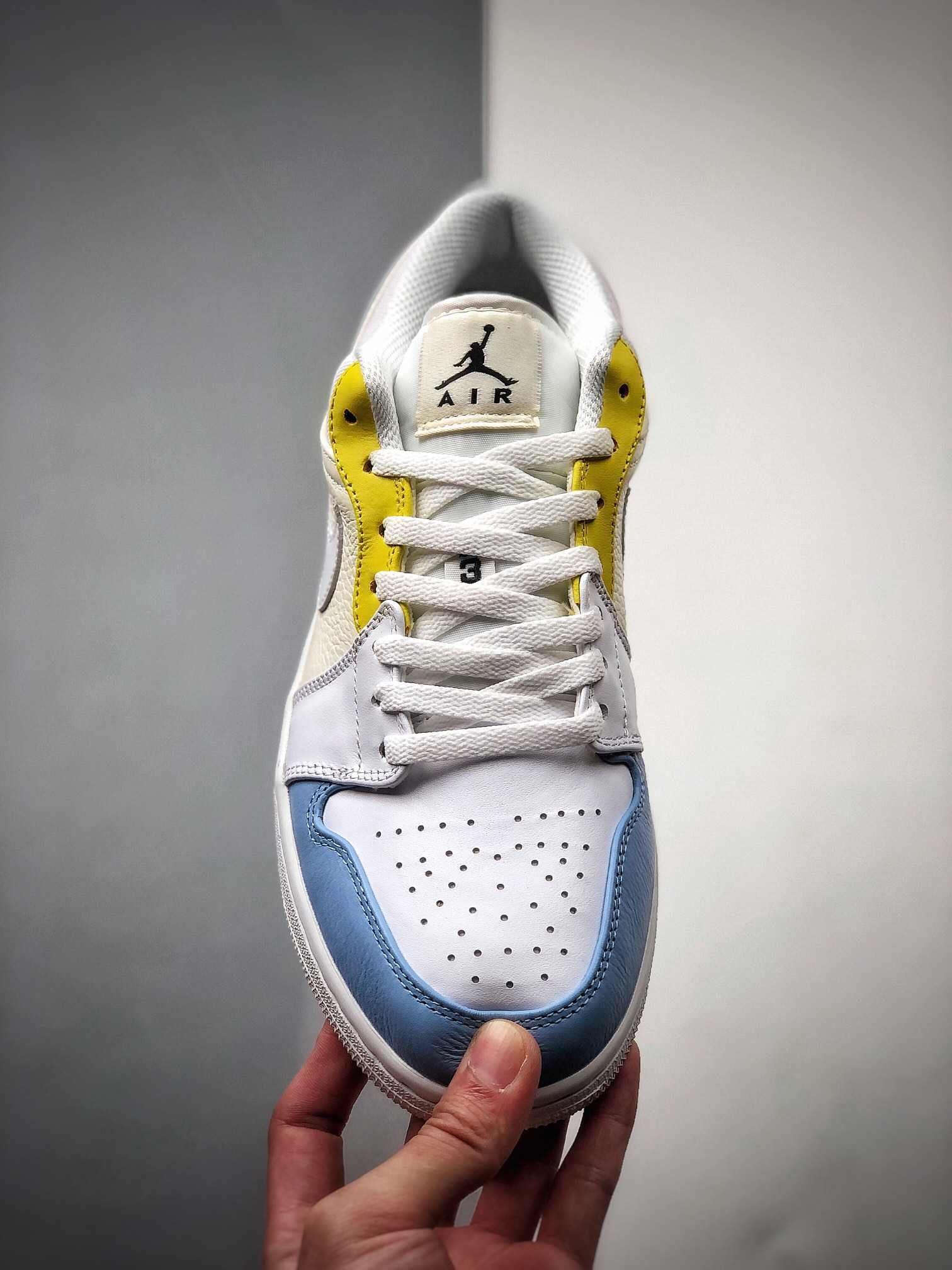 200  Air Jordan 1 Low ”To My First Coach” 低帮 多彩拼接 乔丹篮球鞋系列