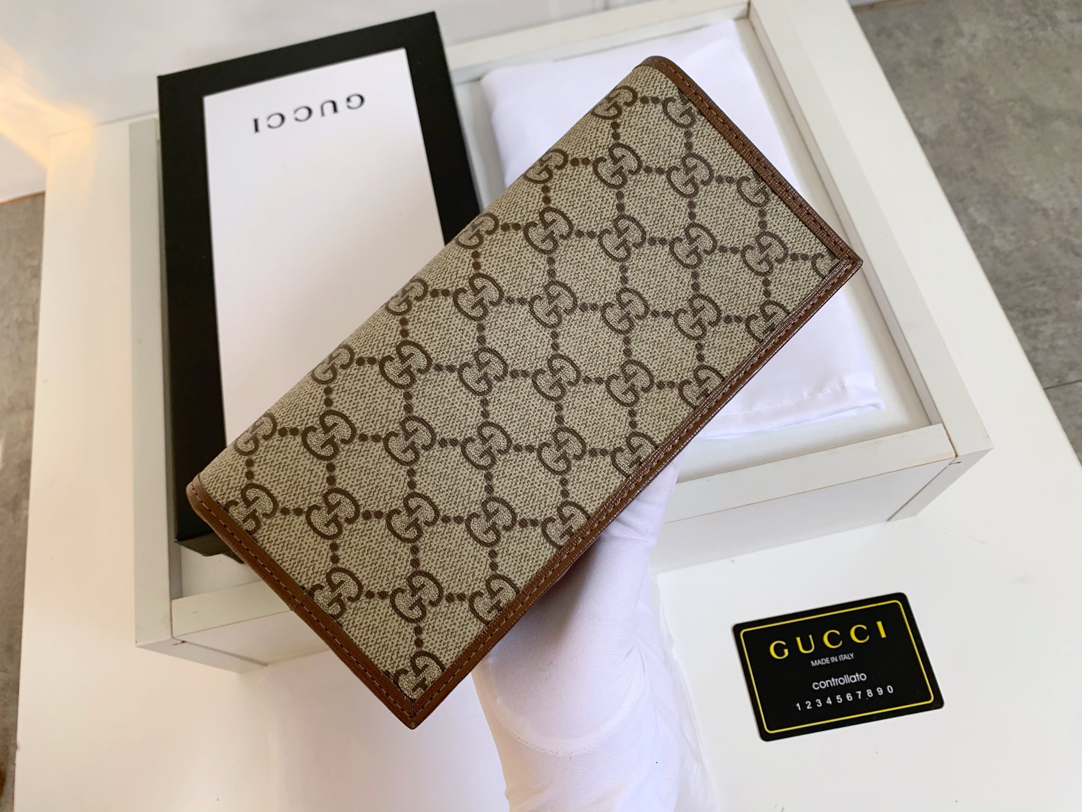 Gucci 1955馬蹄金具カードケース GG Supreme