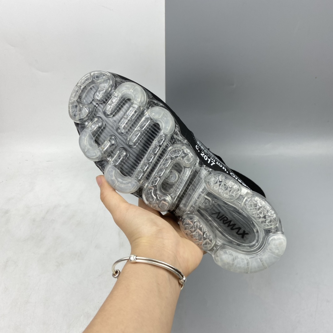 P200 Off White x Nike Vapor Max 联名蒸汽大气垫慢跑鞋 AA3831-002