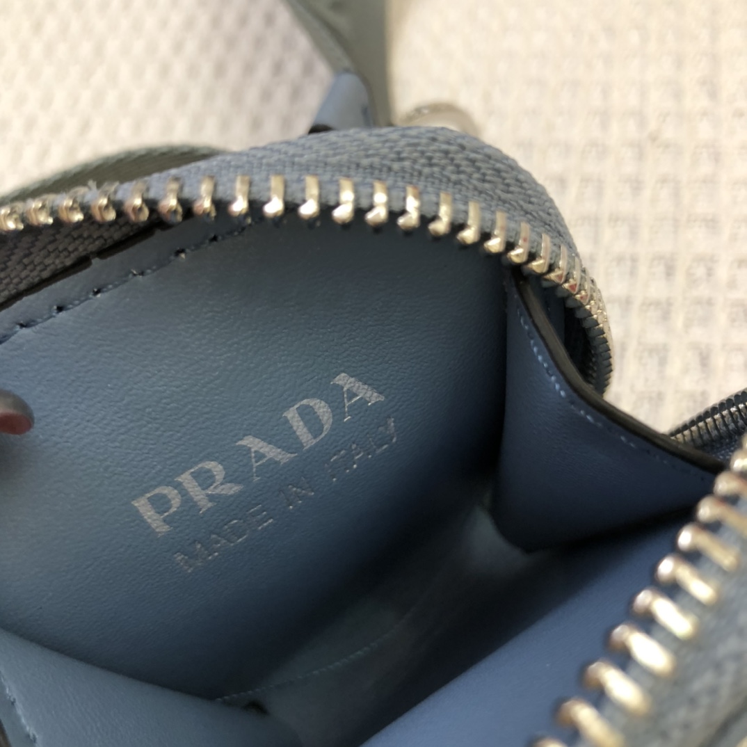 310 Prada2020爆款升级芯片版 baokuanqnylon Hobo手拎/腋下包1BH204