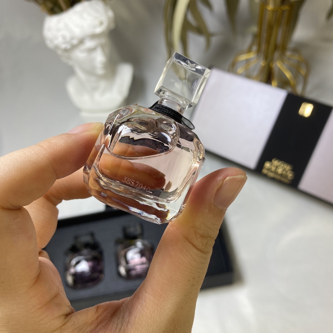 Yves Saint Laurent Miniature Perfume Set - 7.5ml x 4 - Paris Collection 4 i1620542652 2537 3
