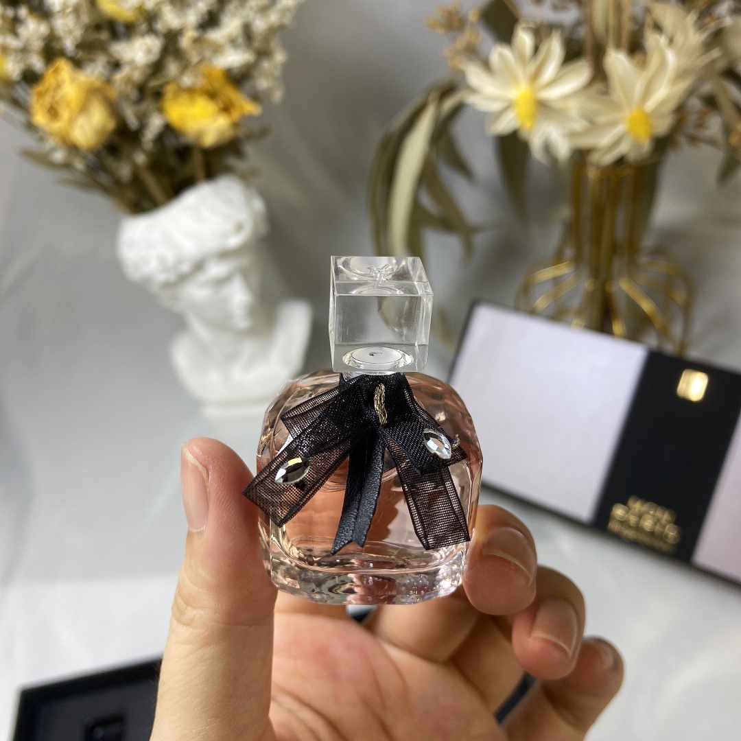 Yves Saint Laurent Miniature Perfume Set - 7.5ml x 4 - Paris Collection 3 i1620542652 6433 2