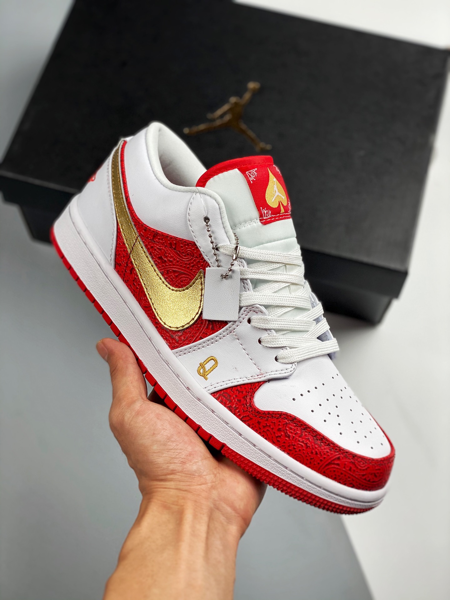 Air Jordan 1 Low SE Spades Blanco Rojo Oro Póker Producto de Actualización Puramente Original Forma Extrema Mejor Relac…