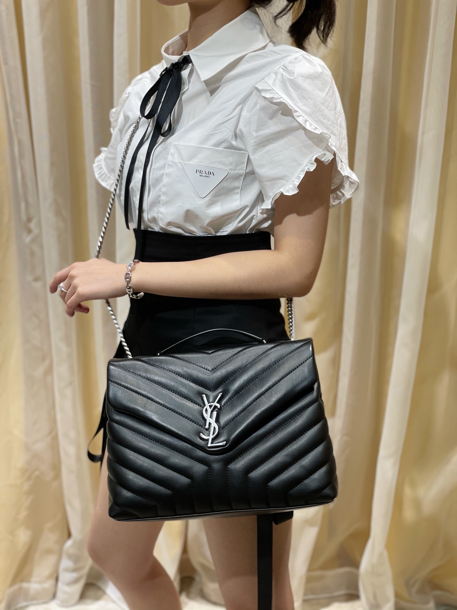 NO:406360,The restrained sewing lines are unique and not too eye-catching. Saint Laurent, saint laurent19860909内敛的衍缝纹路别出心裁又不会过分抢眼,圣罗兰,saint laurent,Bag