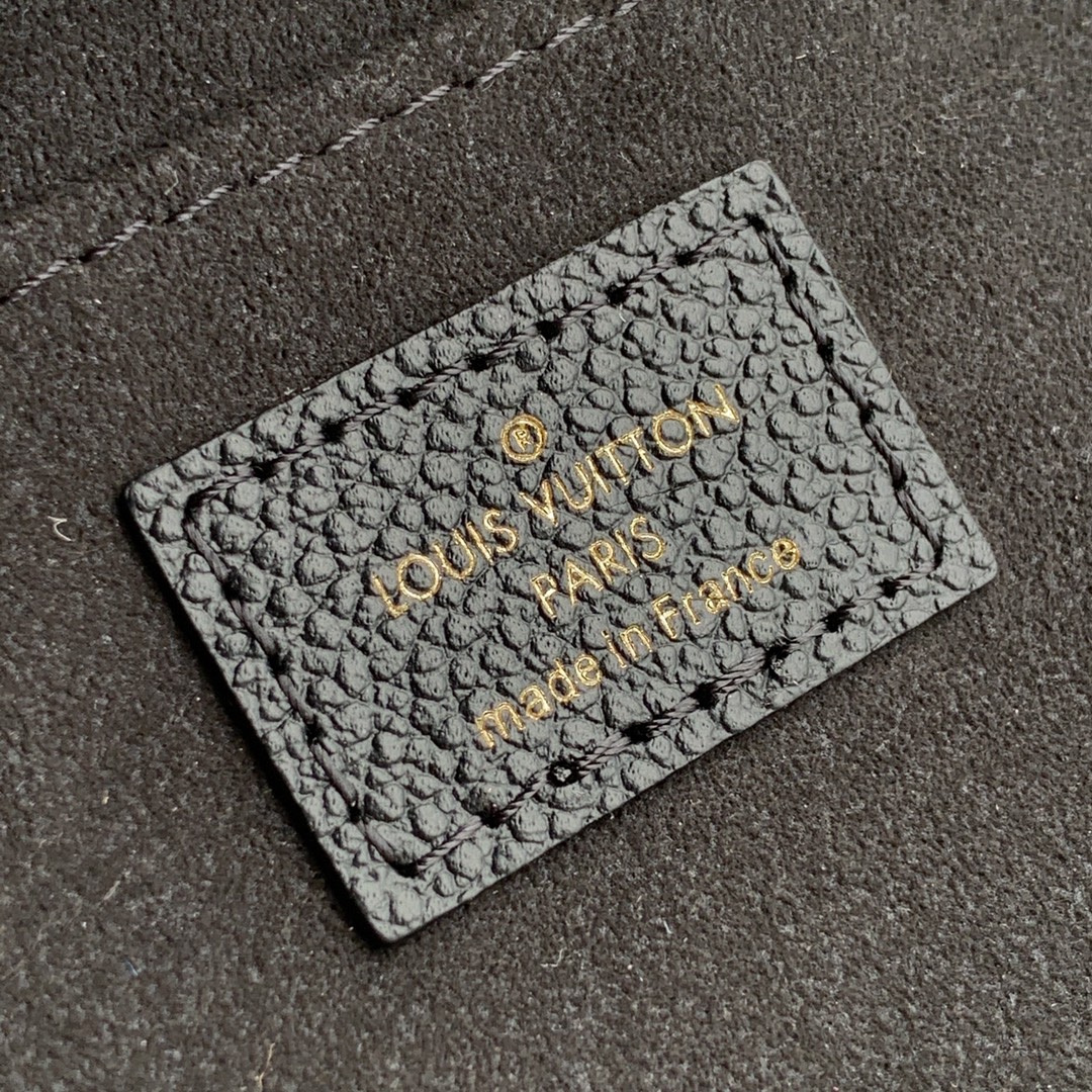 Shop Louis Vuitton MONOGRAM 2020-21FW Petit sac plat (M80478) by LuxWorld