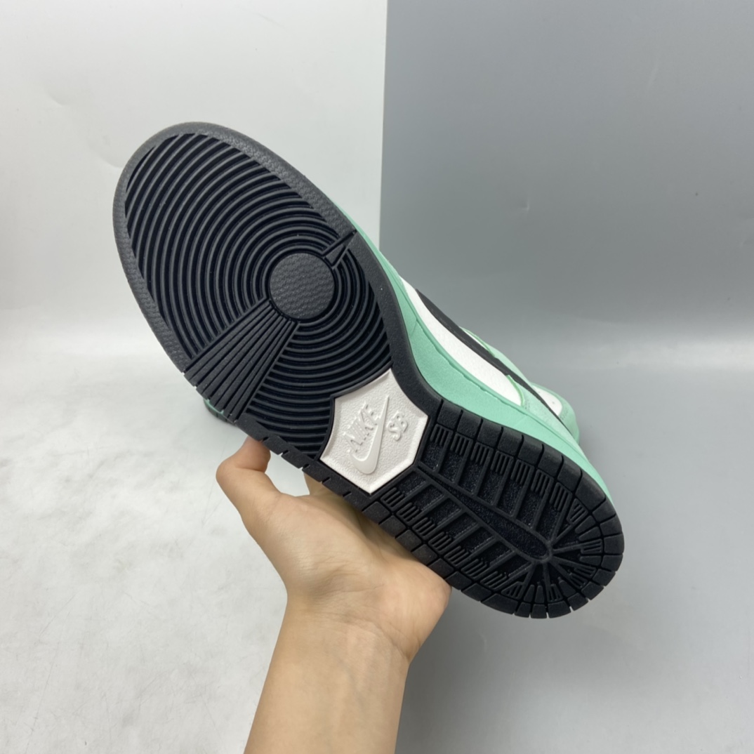 P300 Nike Dunk SB Low IW 冰蓝 扣篮系列低帮休闲运动滑板鞋 819674-301