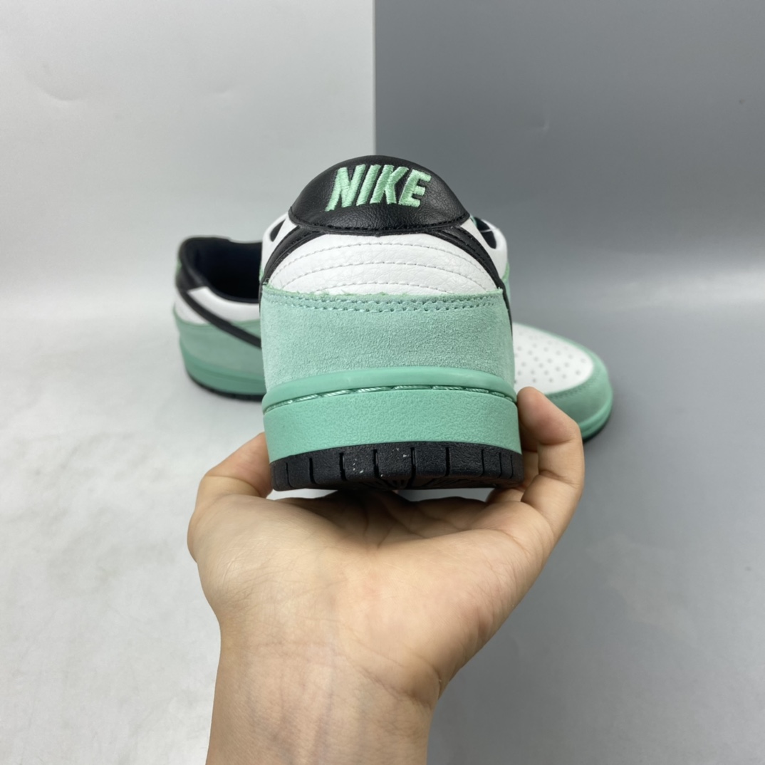 P300 Nike Dunk SB Low IW 冰蓝 扣篮系列低帮休闲运动滑板鞋 819674-301